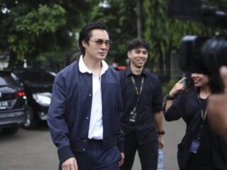 Sidang Perdana Gagal, Baim Wong dan Paula Bersiap Hadapi Sengketa Hak Asuh