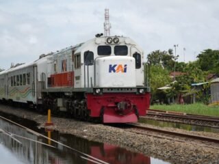 Normalisasi Jalur Pekalongan - Sragi yang Terdampak Banjir Terus Dilakukan, KA Berjalan 40 Kpj dan Tidak Ada Pembatalan Perjalanan