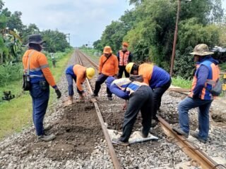 Perkuat Keselamatan Perjalanan Kereta Api dan Masyarakat, KAI Daop 7 Madiun Targetkan Penutupan 8 Perlintasan Tidak Dijaga pada 2026