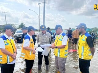 Tinjau Banjir Bekasi, Menteri PU Dody Hanggodo Pastikan Penanganan Terpadu Hulu–Hilir dan Kerahkan Pompa Mobile