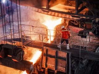 Hilirisasi Mineral dan Pengembangan Ekosistem Baterai, Pemerintah Dongkrak Pertumbuhan Ekonomi