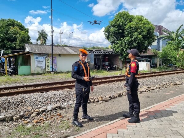 Jangan Nekat Ngabuburit di Rel! KAI Daop 9 Jember Intensifkan Patroli Udara dan Penertiban Jalur