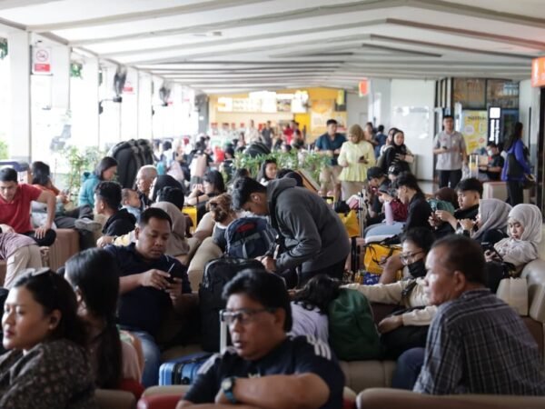 KAI Daop 2 Bandung Ajak Masyarakat Manfaatkan Diskon 30% KA Ekonomi Komersial Angkutan Lebaran 2026, Tiket Masih Banyak Tersedia