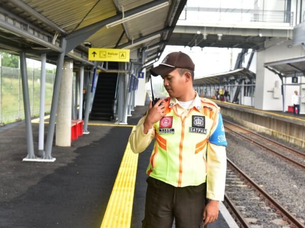 KAI Services Hadirkan Pelayanan Terbaik di Stasiun Jatake