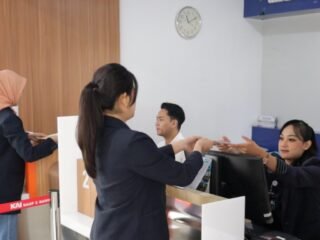 Tiket KA Lebaran 2026 Laris Manis, KAI Daop 2 Bandung Bagikan Tips Berburu Tiket Hari H