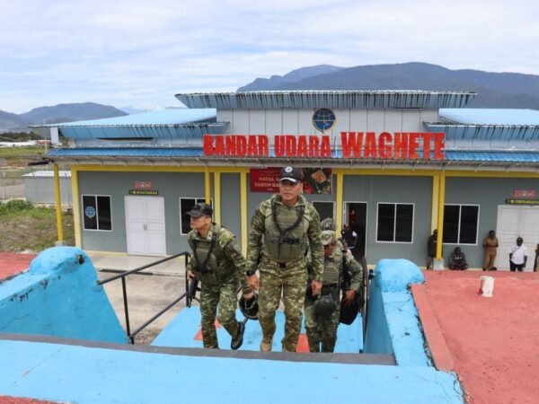 Bandara Perintis Papua Kembali Kondusif, Kepala Staf Kogabwilhan III Pastikan Aktivitas Masyarakat Segera Normal