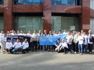 BRI Life Berbagi Berkah “Takjil on The Road” di Bulan Ramadan 1447 Hijriah