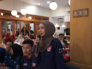 Pererat Silaturahmi Ramadan, KAI Logistik Gelar Buka Puasa Bersama Komunitas Railfans