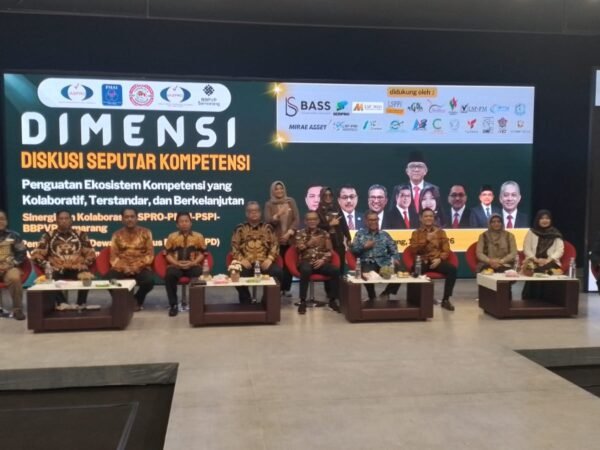 DIMENSI #1 Angkat 8 Isu Kritis Pengembangan SDM Indonesia