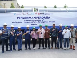 Perkuat Dukungan Infrastruktur Air Krakatau Pipe Resmi Memulai Pengiriman Perdana Proyek Karian