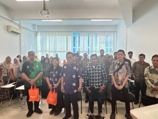 SATU University Kukuhkan Diri sebagai PTS Terdepan Bersama Disdik dalam Penguatan Kompetensi AI Guru se-Sumsel