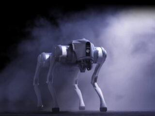 Robot Quadruped Unitree: Dari Riset AI hingga Operasi Industri Berat