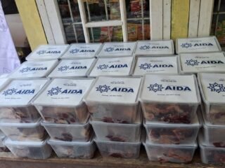 AIDA Kemlu Azerbaijan dan OIC Youth Indonesia Salurkan 500 Paket Daging Kurban bagi Masyarakat di Bogor dan Sukabumi