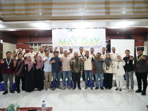 Peringati Hari Buruh Nasional, Holding Perkebunan Nusantara melalui PTPN IV Regional VI Berikan Apresiasi kepada Pekerja di Kota Langsa