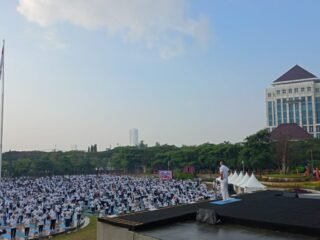Didukung Embassy of India, Unesa Pecahkan Rekor MURI dengan Peserta Disabilitas Terbanyak dalam Yoga Bersama